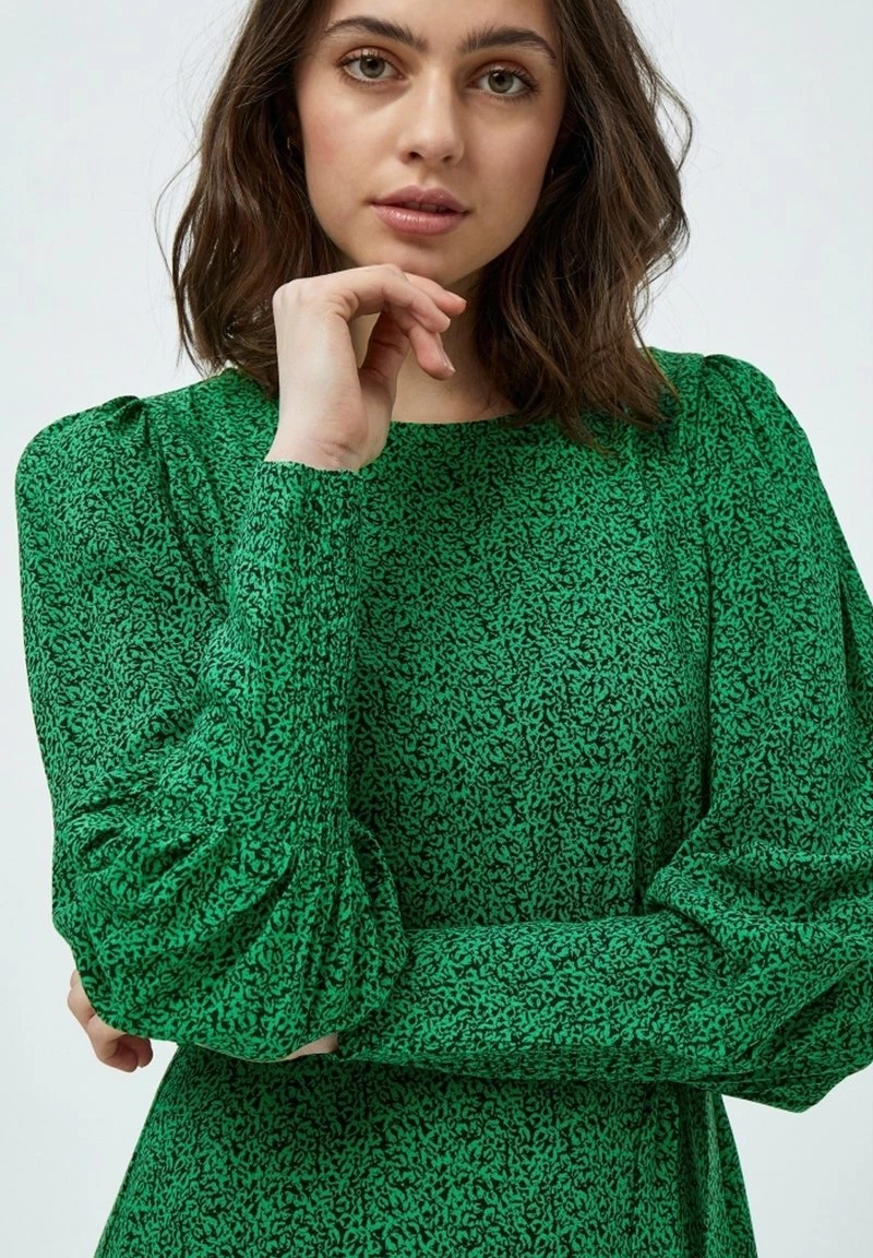 PEPPERCORN JULIANNA Robe De Jour Apple Green Print Femme 4 PEPPERCORN JULIANNA Robe De Jour Apple Green Print Femme – Image 4