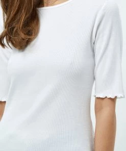 PEPPERCORN Femme BABYLOCK T Shirt Basique White -Promos PEPPERCORN Magasin cc7dc5f7c1134a90aa35152a7922c8b5