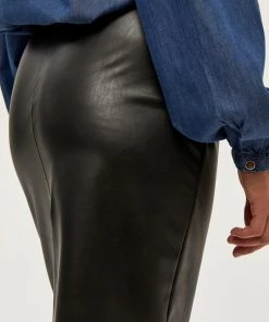 PEPPERCORN Jupe Crayon Black Femme -Promos PEPPERCORN Magasin d4584437e9214d7e9bea083f9c402c50