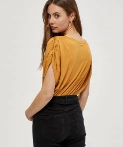 PEPPERCORN LINDY T Shirt Imprimé Spruce Yellow Femme -Promos PEPPERCORN Magasin d7c8536162644ccc9590f7f86a3155d3