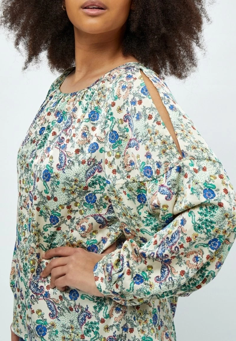 PEPPERCORN Femme Blouse Nebulas Blue Pr 4 PEPPERCORN Femme Blouse Nebulas Blue Pr – Image 4