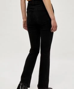 PEPPERCORN Femme LINDA Jean Flare Black 7 PEPPERCORN Femme LINDA Jean Flare Black -Promos PEPPERCORN Magasin e1ffdca399f1409b8287f3448af68712