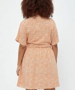 PEPPERCORN Femme DARIA Robe De Jour Melon Peach Print -Promos PEPPERCORN Magasin e98fb5bec2f146f494aaf02e6306170a