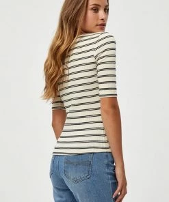 PEPPERCORN Femme DANNELL TEE T Shirt Imprimé Ant White St -Promos PEPPERCORN Magasin ede94697207d4471a5fde2394aa3bc12