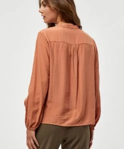 PEPPERCORN JOY Blouse Toasted Nut Femme -Promos PEPPERCORN Magasin ef26ac79e0304b2c926f143fa58e7dd2