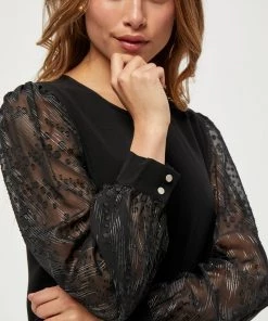 PEPPERCORN Femme RASHELLE Blouse Black 8 PEPPERCORN Femme RASHELLE Blouse Black -Promos PEPPERCORN Magasin f84bad7d9a84402685fa1ff1947331f4