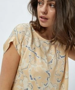 PEPPERCORN Femme T Shirt Imprimé Warm Sand Pr -Promos PEPPERCORN Magasin fdf50182a757483c94d4833f4c3eabf6